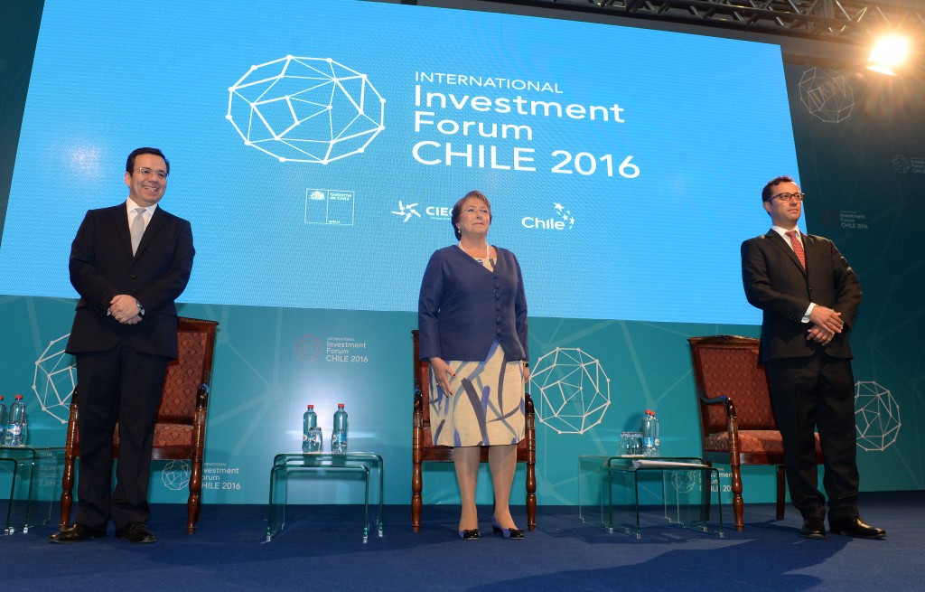 President Bachelet urges foreign investors to take advantage of Chile’s competitive advantages