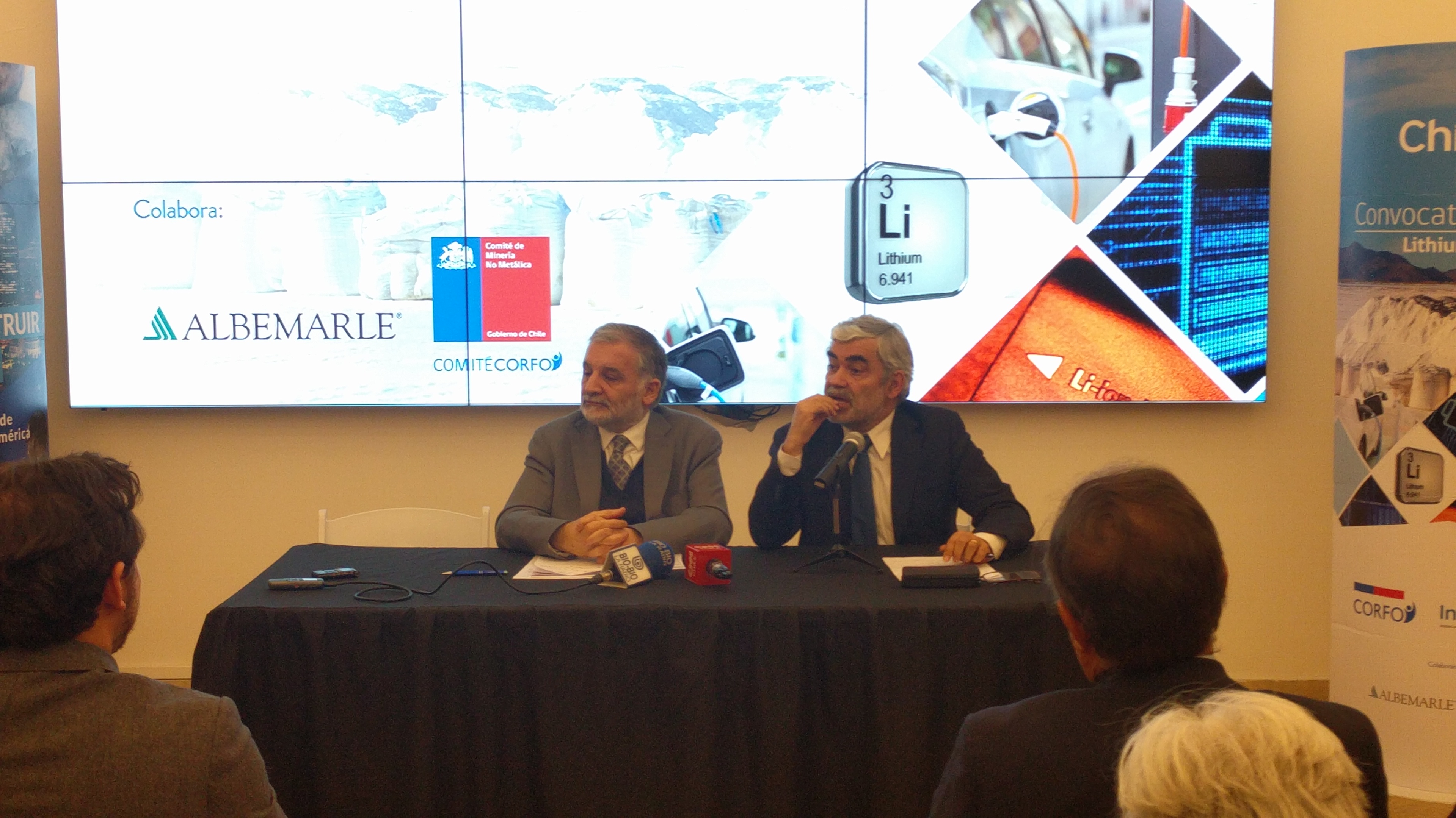 Successful call for bids by InvestChile and CORFO: Overseas companies express interest in developing lithium products in Chile