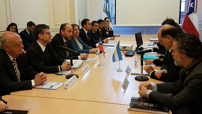 Elimination of roaming and protection of investments: Chile and Argentina sign important bilateral trade agreement today
