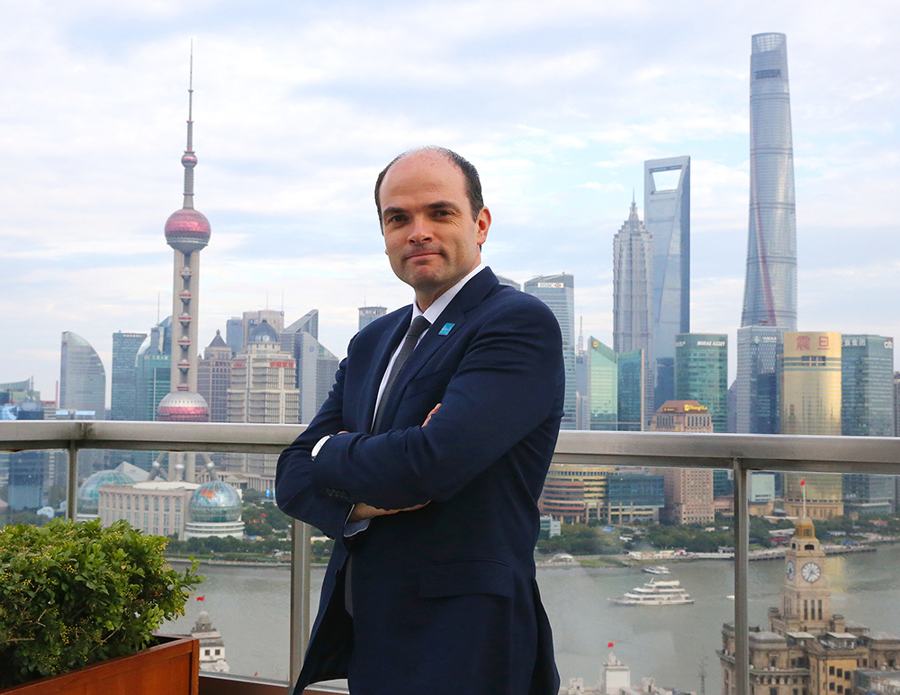 About InvestChile Background