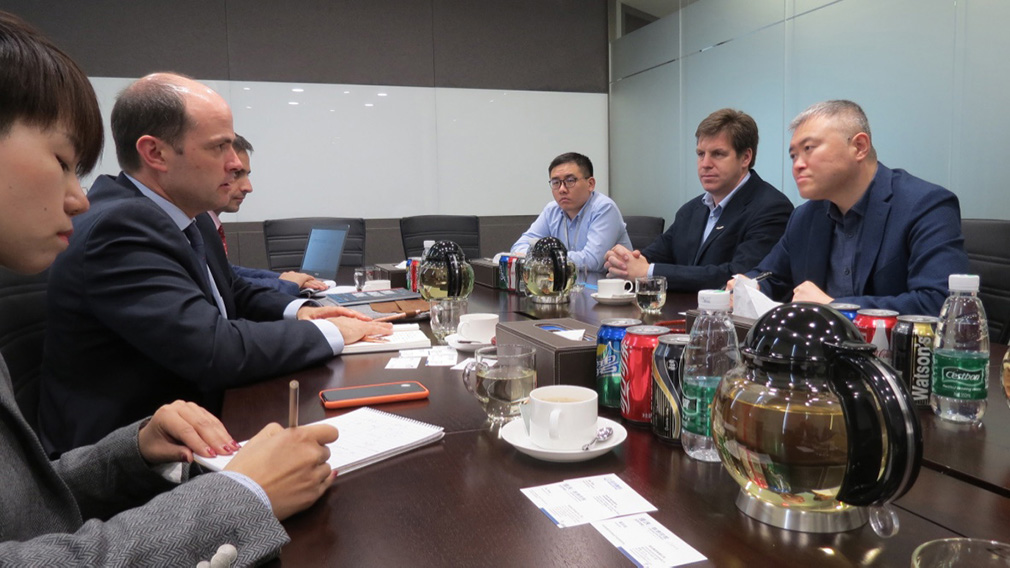 Director of InvestChile meets with Chinese technology, food, construction and energy companies