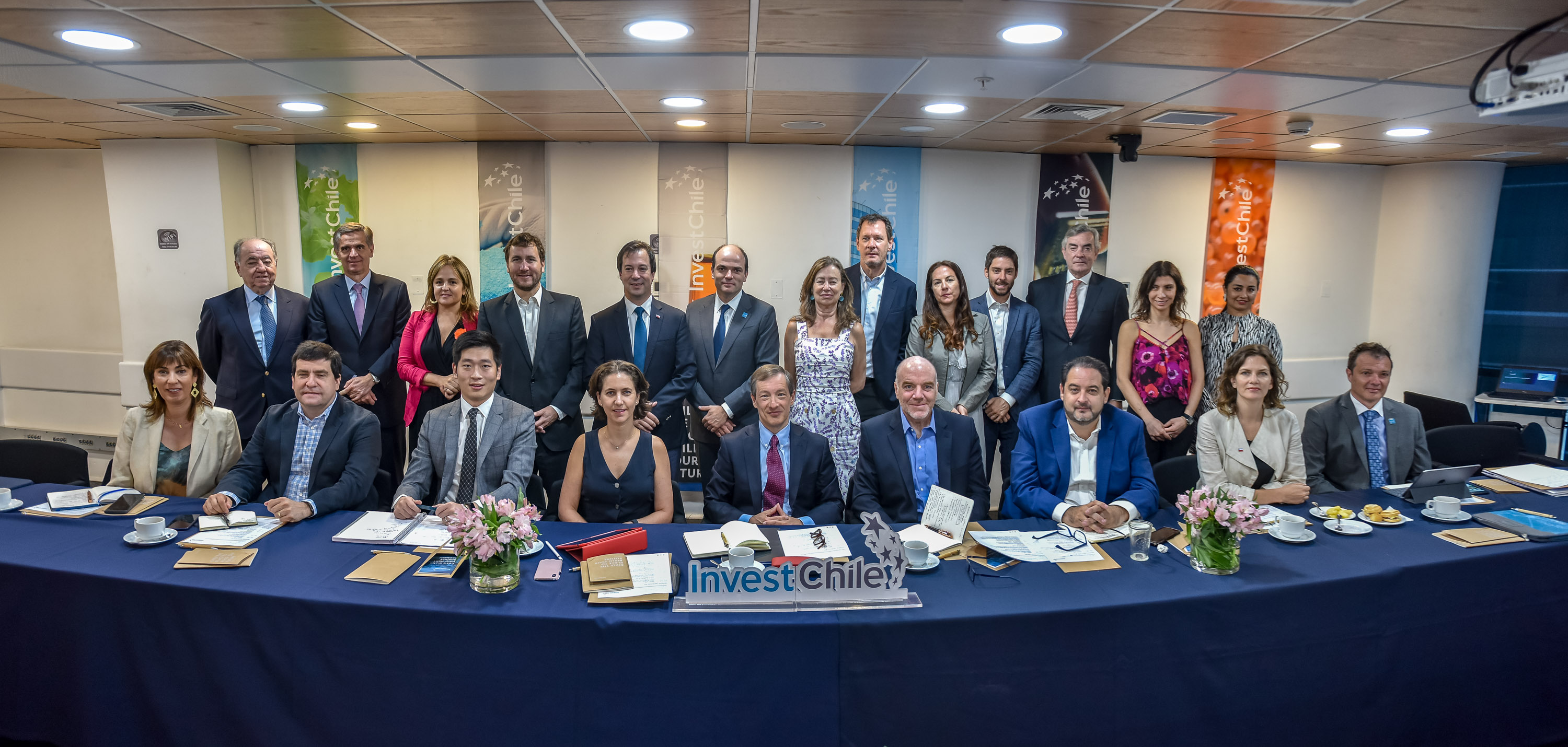 About InvestChile Background