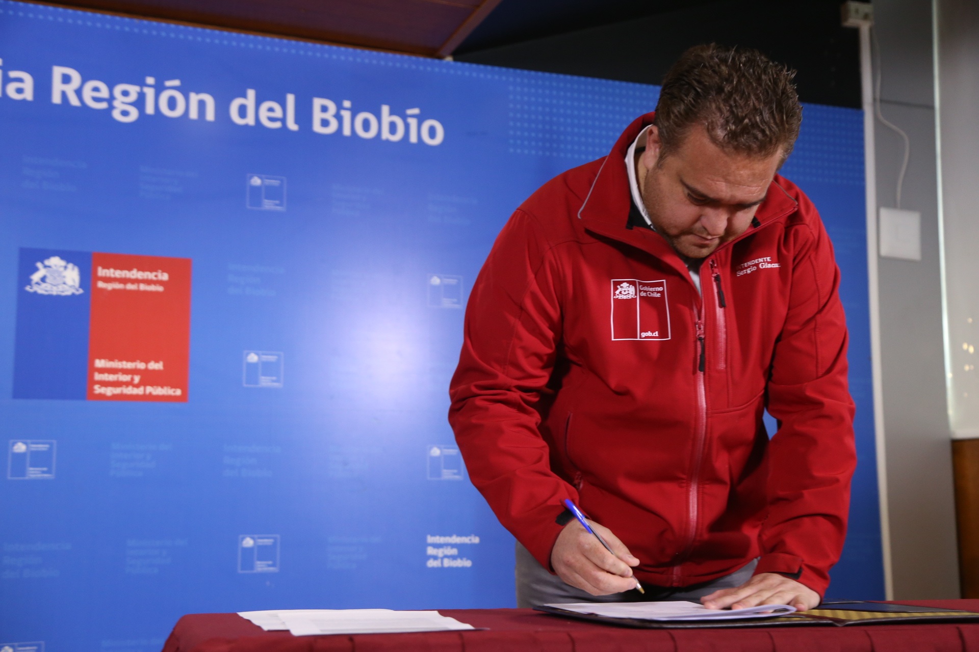 Intendencia de Biobío e InvestChile firman acuerdo para atraer inversión extranjera a la región