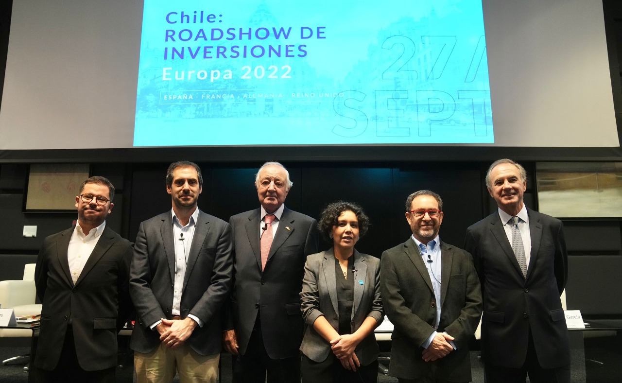 Ministro de Economía y balance de gira a Europa: «Hay un interés muy alto por invertir en el país»