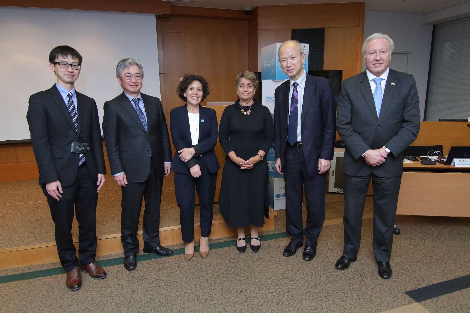 MOP e InvestChile promueven en Asia cartera de Concesiones por más de US$17.600 millones